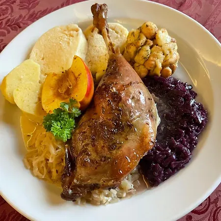 Fantasy - Restaurant 3*