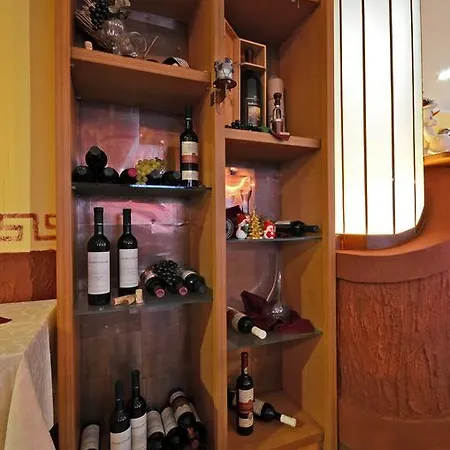 Fantasy - Restaurant 3*