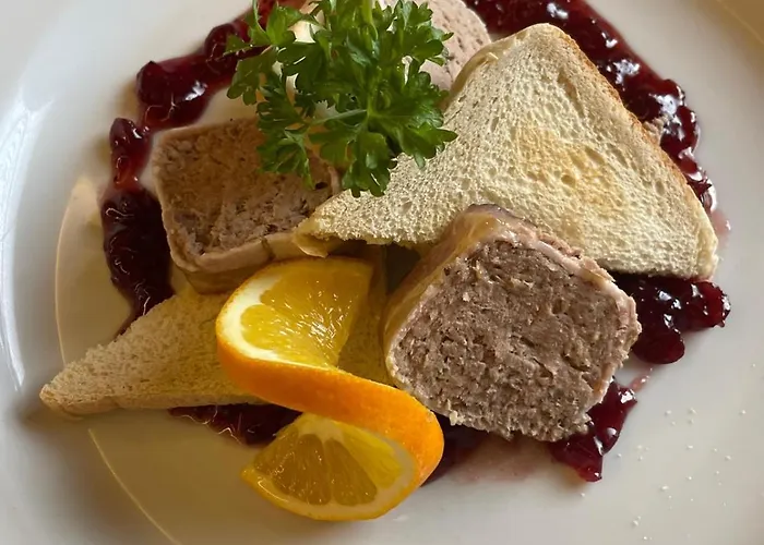 Inn Fantasy - Restaurant 3*